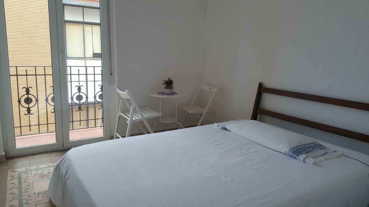 Oyo Guest House Ruzafa Valência Exterior foto